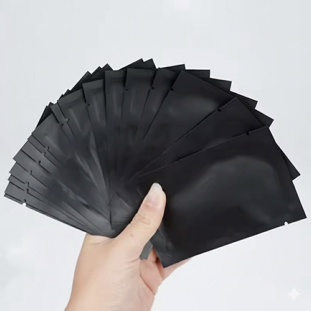 Black UV undereye pads (10)