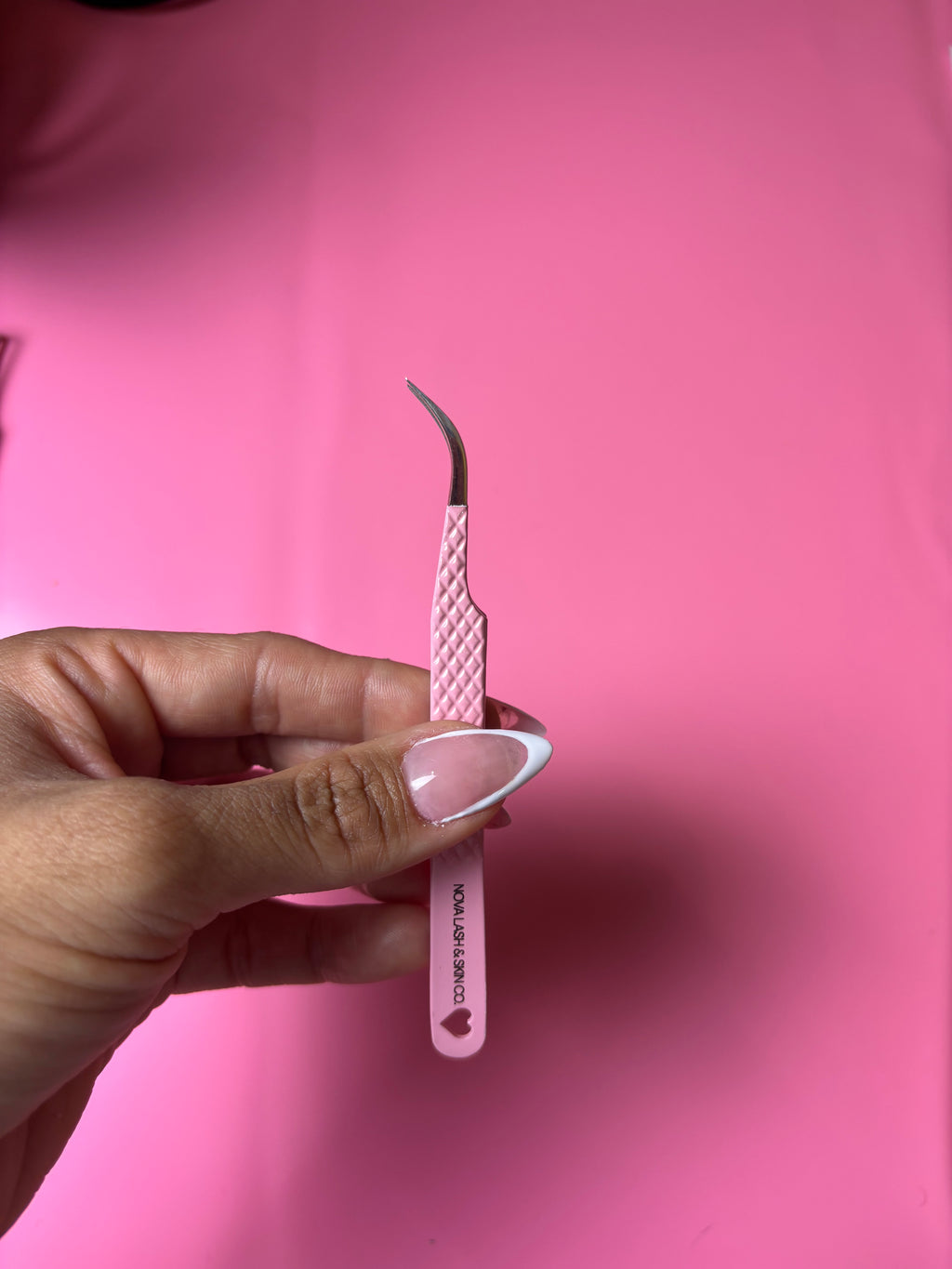 Curved Tweezer